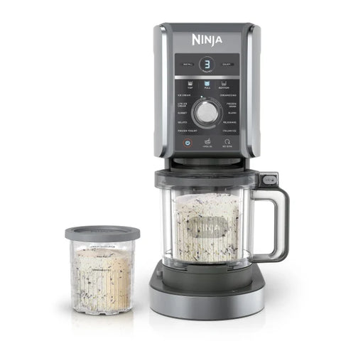 Ninja CREAMi Deluxe Sorbetière 11-en-1 et Créateur de Friandises Glacées - NC501C reconditionné