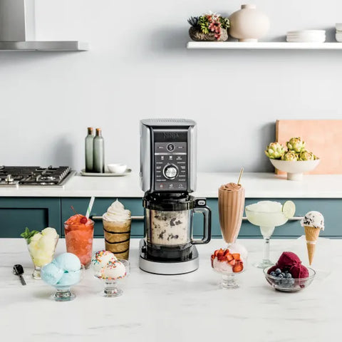 Ninja CREAMi Deluxe Sorbetière 11-en-1 et Créateur de Friandises Glacées - NC501C reconditionné