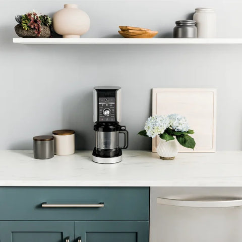 Ninja CREAMi Deluxe Sorbetière 11-en-1 et Créateur de Friandises Glacées - NC501C reconditionné
