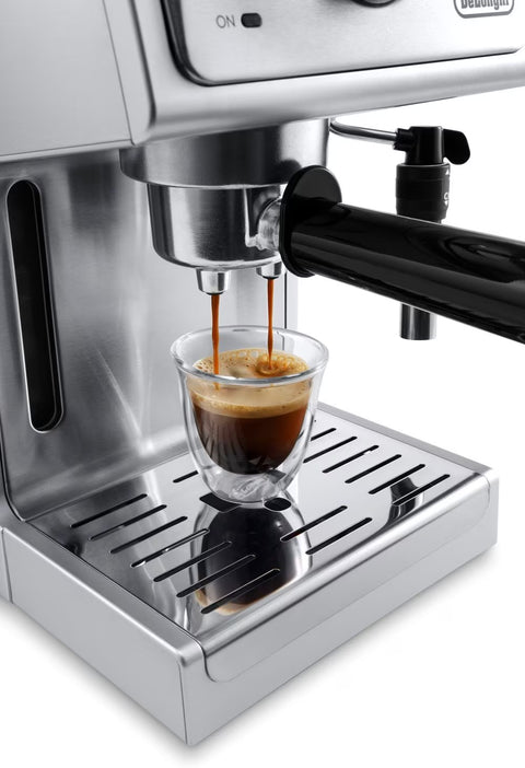 De'Longhi machine à espresso et à cappuccino manuelle avec mousseur réglable de qualité supérieure - ECP3630 Open Box