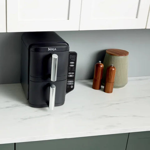 Ninja Friteuse à air chaud à 2 paniers DoubleStack de 8 pte (7,6 l), 6-en-1, compacte - SL201C
